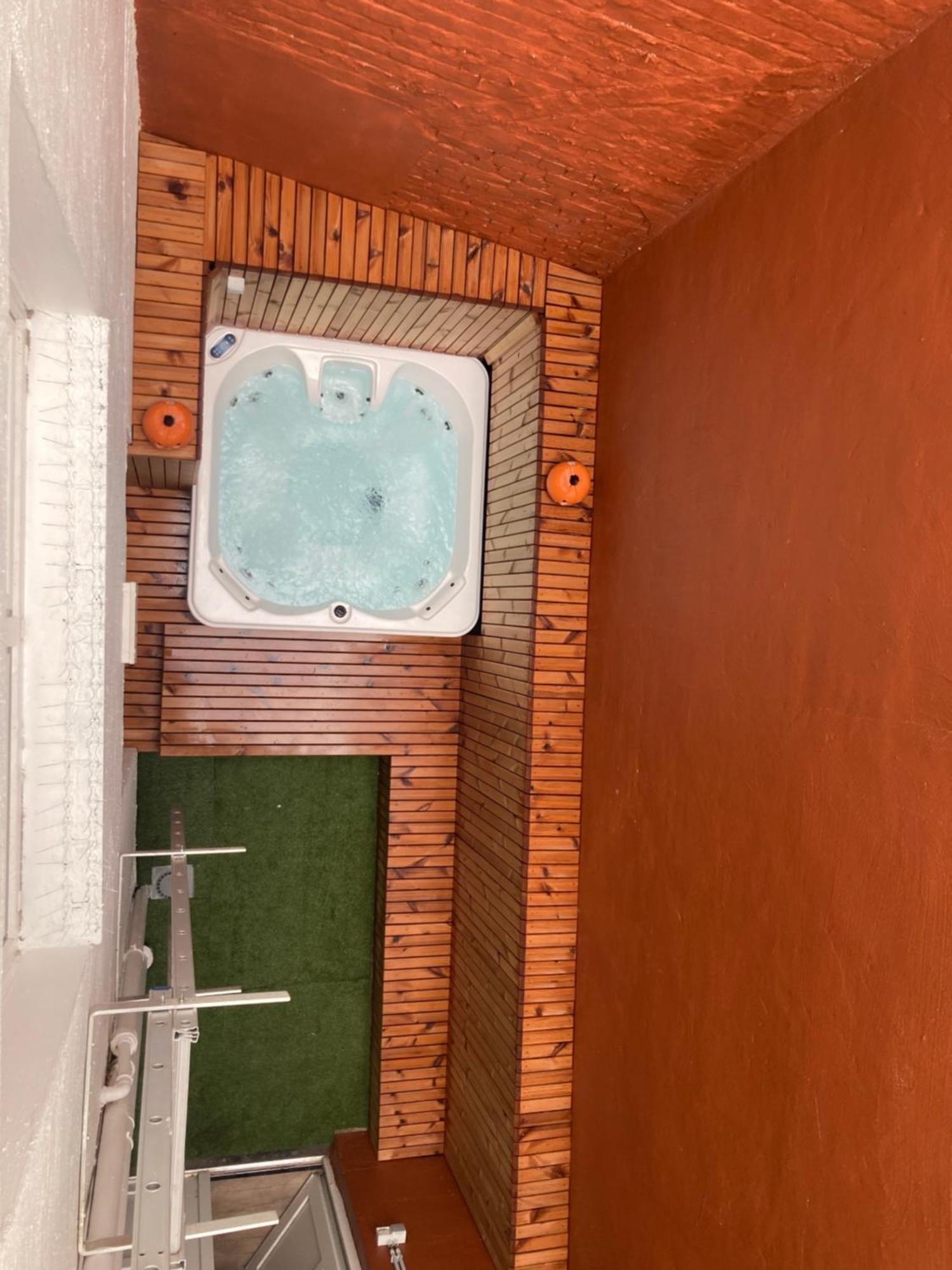 Maison Martha - Sauna En Jacuzzi - 12 Personen Ostend Exterior photo